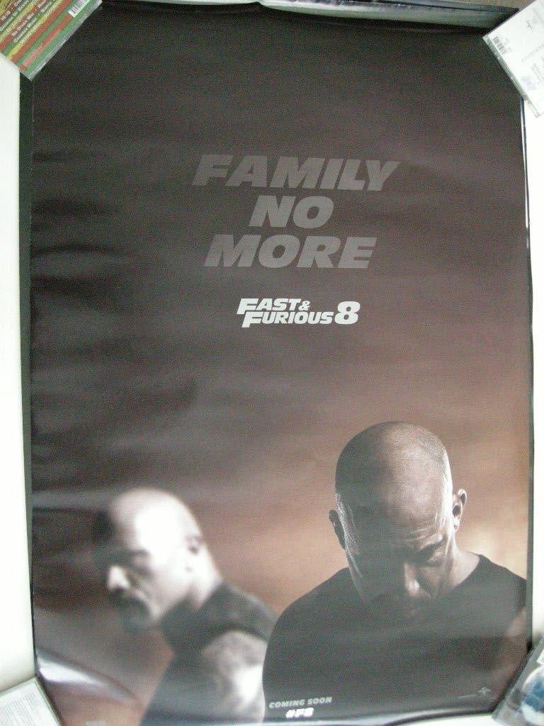 Grote poster film Family No More Fast & Furious 8 - zgan, Ophalen, Zo goed als nieuw, 50 tot 75 cm, Foto of Poster