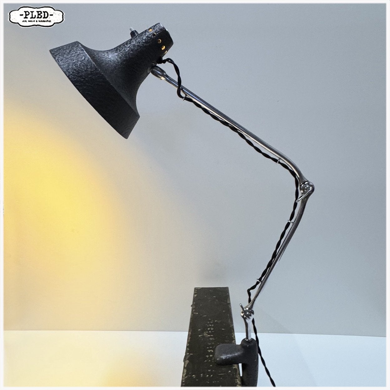 Vintage twee armige klemlamp Lamp Tafellamp, Overige merken, Gebruikt, Grijs, E14 (klein)