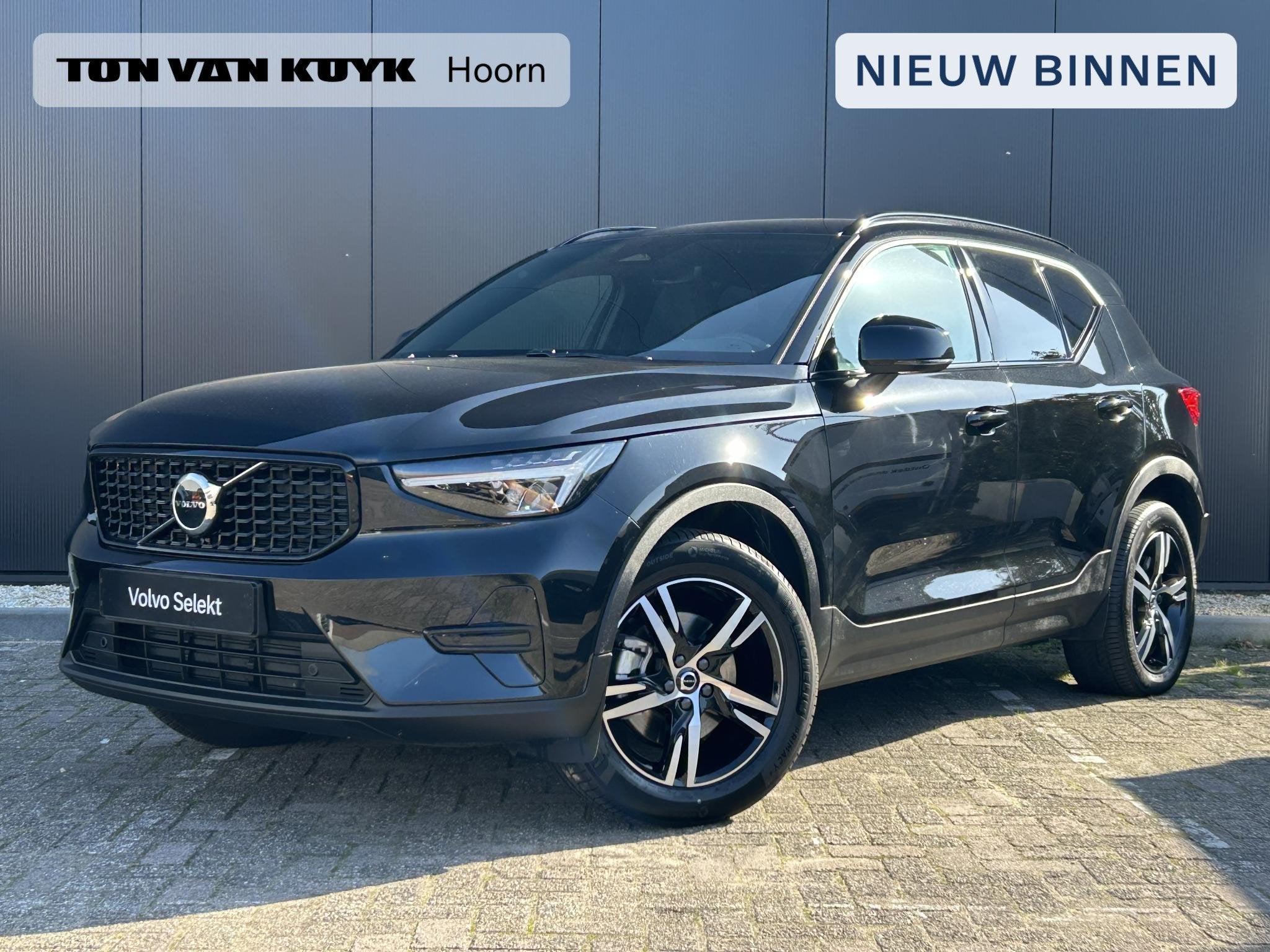 Volvo XC40 2.0 B4 Plus Dark Adaptieve cruise control / BLIS