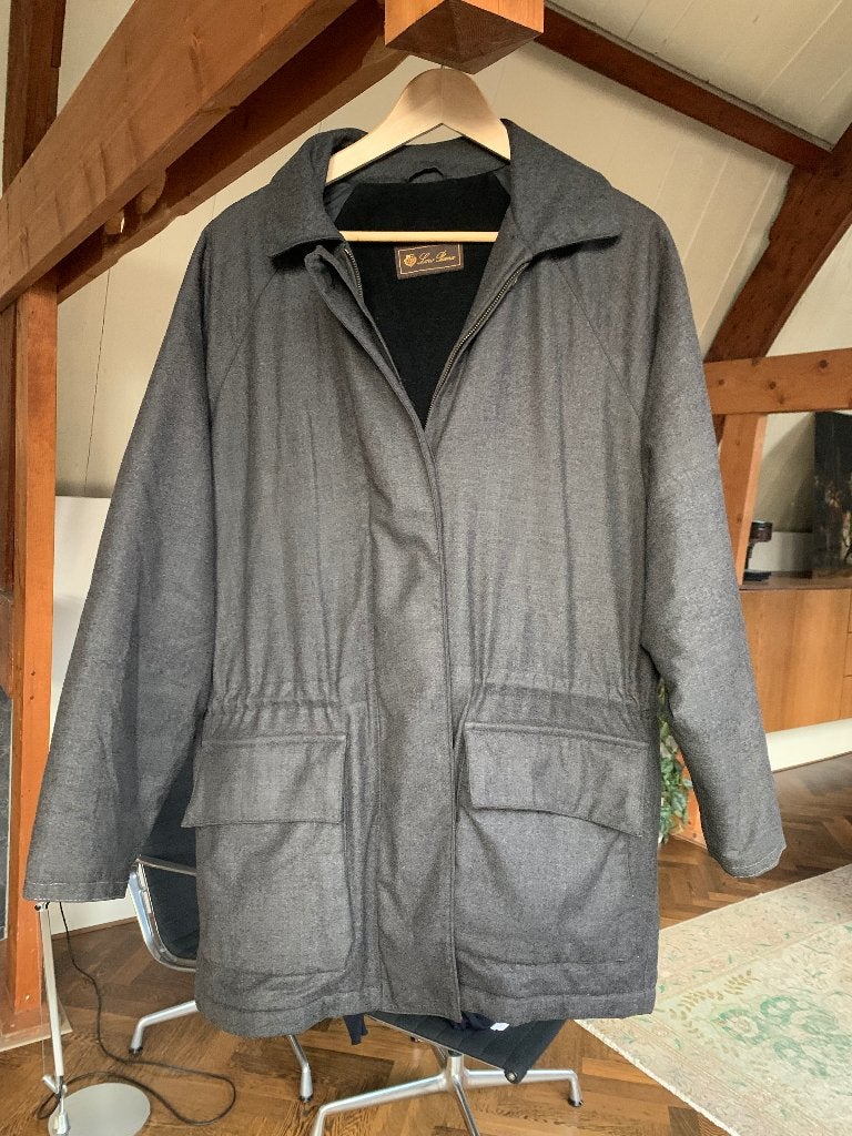 Winterjas Loro Piana grijs wol maat M in zeer goede staat, Maat 52/54 (L), Ophalen of Verzenden, Zo goed als nieuw, Loro Piana