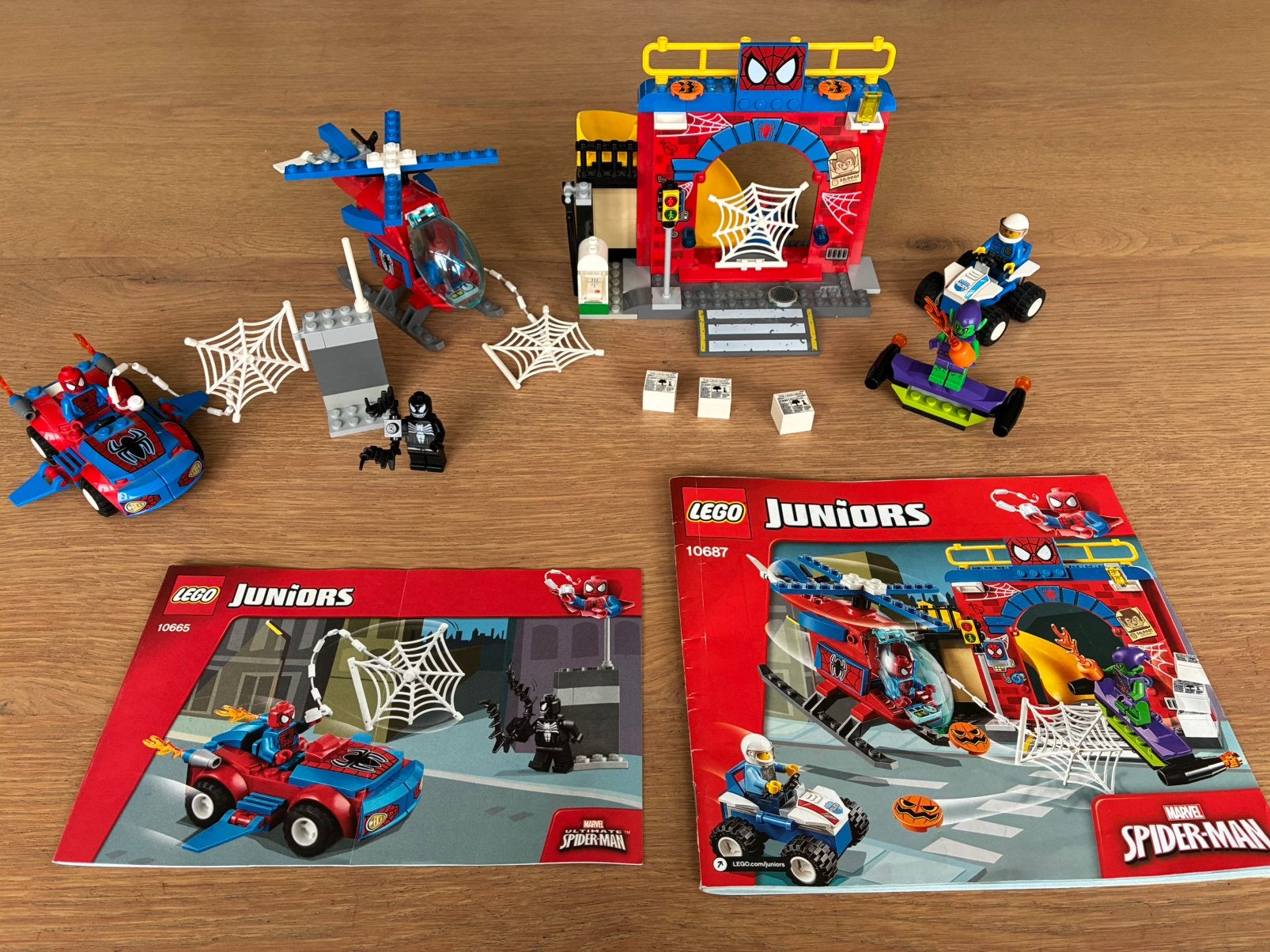 LEGO Juniors Marvel Spider-Man 10665 + 10687 Compleet, Kinderen en Baby's, Ophalen of Verzenden, Zo goed als nieuw