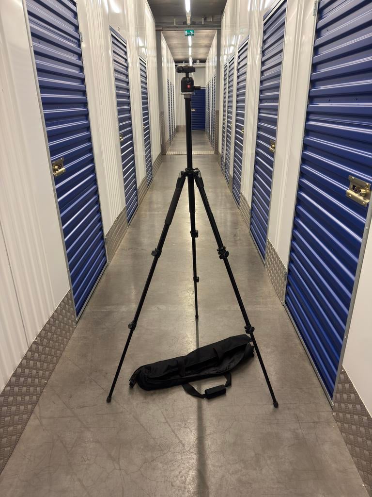Manfrotto 190XB statief + 486RC2 balhoofd met tas, Gebruikt, 150 tot 175 cm, Met balhoofd, Ophalen of Verzenden