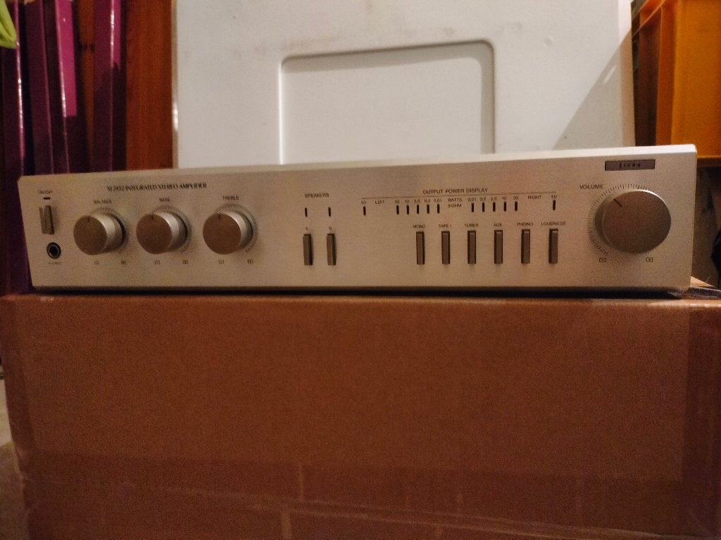 versterker Siera ST2432 - DEFECT, voor hobbyist, Overige merken, Gebruikt, Ophalen of Verzenden, Minder dan 60 watt