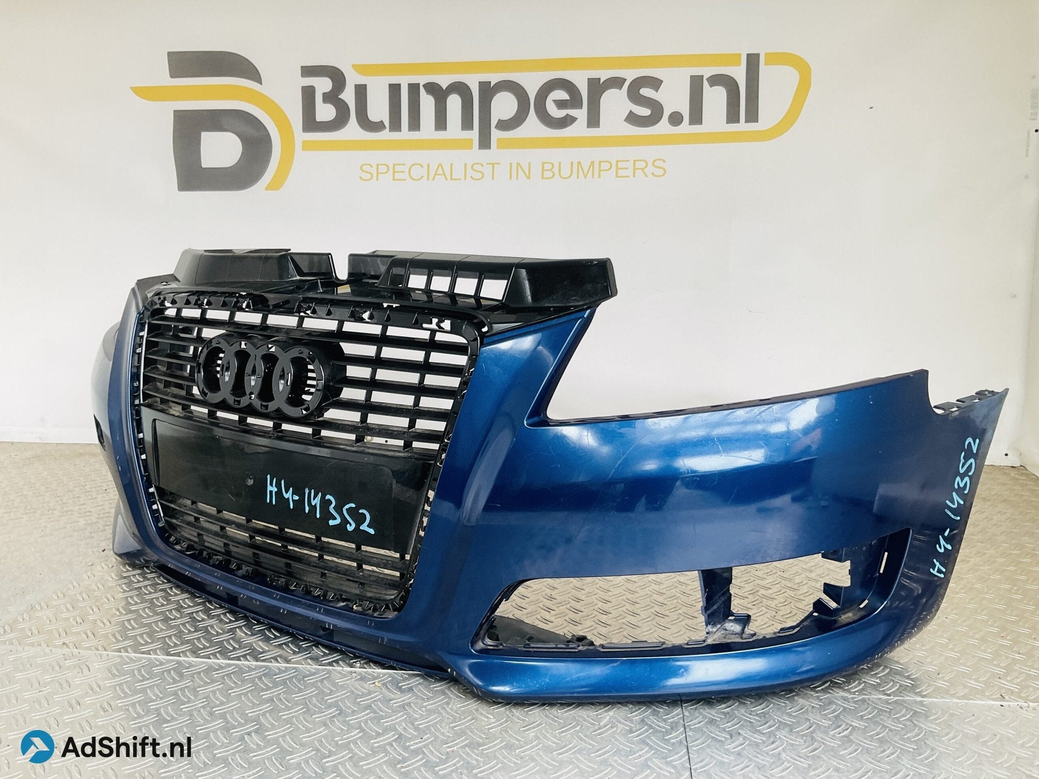 Bumper Audi A3 8P Facelift 2007-2012 8P0807437H Voorbumper 1, Auto-onderdelen, Bumper