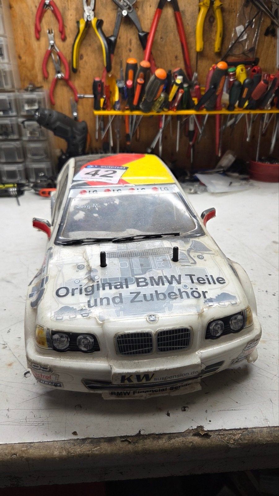 Te koop leuke cen, Hobby en Vrije tijd, Modelbouw | Radiografisch | Auto's, Gebruikt, Ophalen of Verzenden, Schaal 1:10, Auto onroad