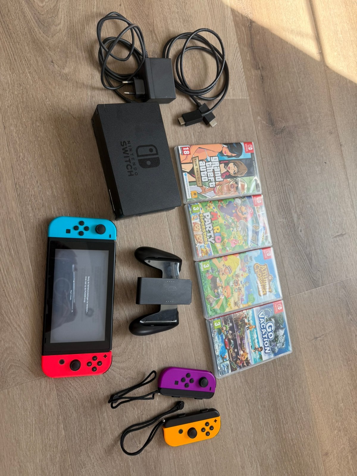 Nintendo Switch, Ophalen of Verzenden, Zo goed als nieuw, Switch Original