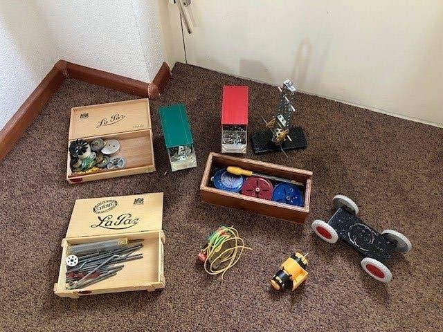 Meccano, Ophalen