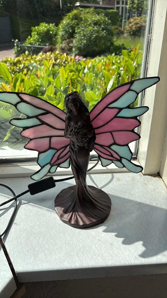 Koperen tiffany lamp met glas in lood vleugels, Ophalen of Verzenden, Zo goed als nieuw