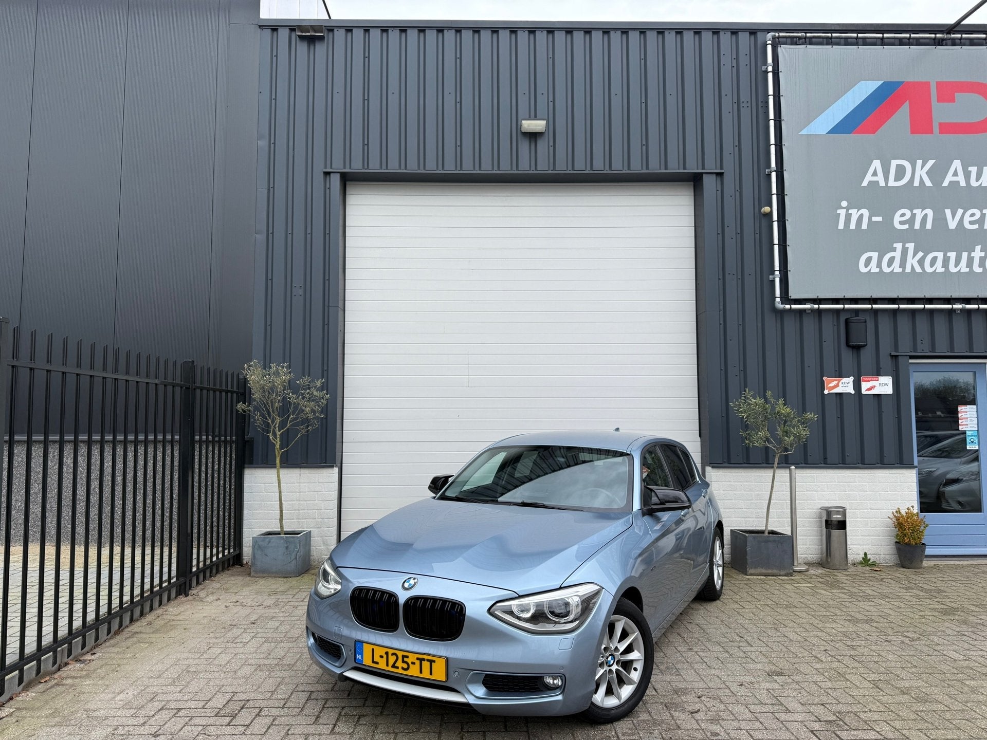 BMW 1-serie 116i STOELVERW/XENON/CLIMA/CRUISE/MOOIE AUTO, 1-Serie, Euro 5, Gebruikt, Zwart