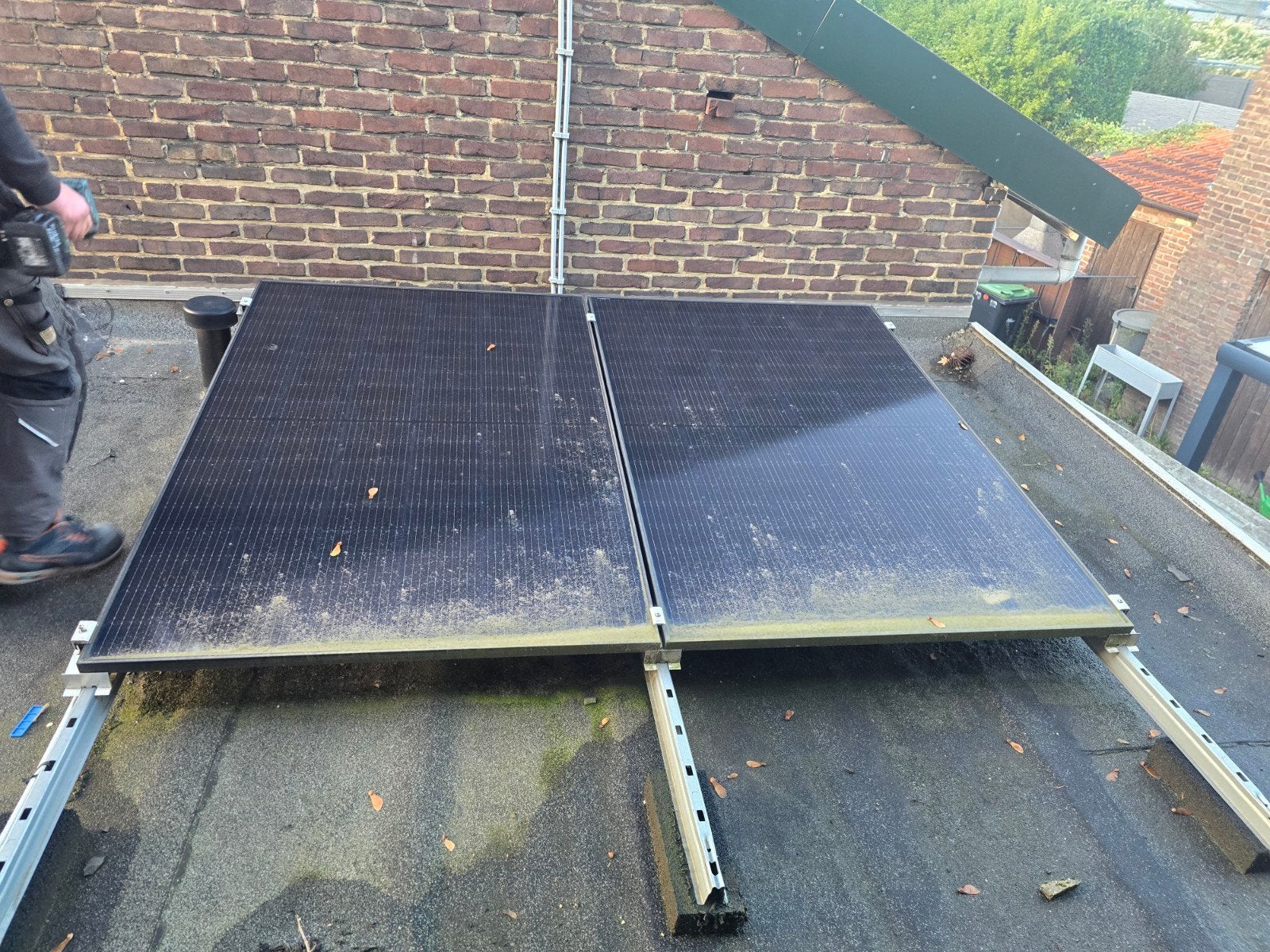 2 zonnepanelen pst 405 wattpiek met Tigo optimizers en plat, Ophalen of Verzenden, Gebruikt