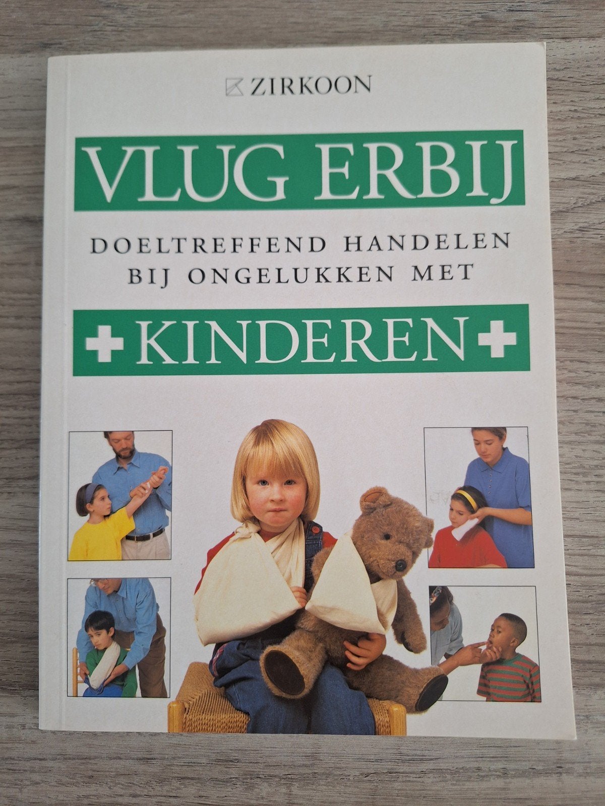 Boek vlug erbij. EHBO bij kinderen., Ophalen of Verzenden