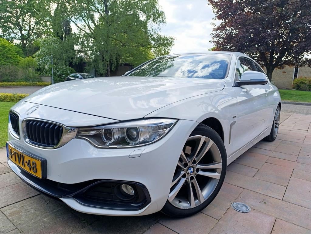 Bmw 420i coupe, Auto's, BMW, Automaat, Achterwielaandrijving, Zwart, Wit