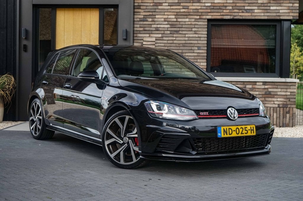 Volkswagen Golf 7 GTI Clubsport DSG 265PK (bj 2016), Auto's, Dealer onderhouden, Gebruikt, Euro 6, 4 cilinders