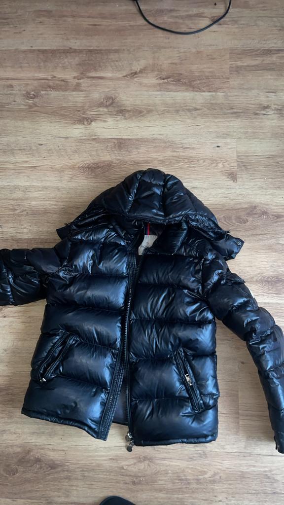 Moncler Maya Jas - Capuchon Afneembaar, Ophalen of Verzenden, Gedragen, Overige maten, Zwart
