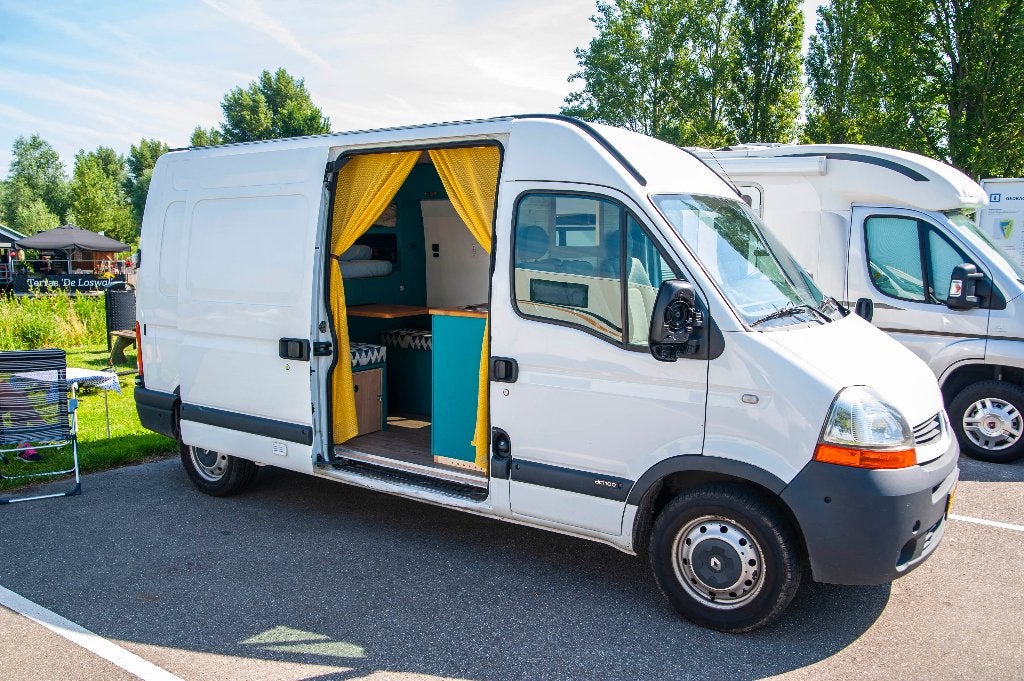 Caravans And Camping Renault