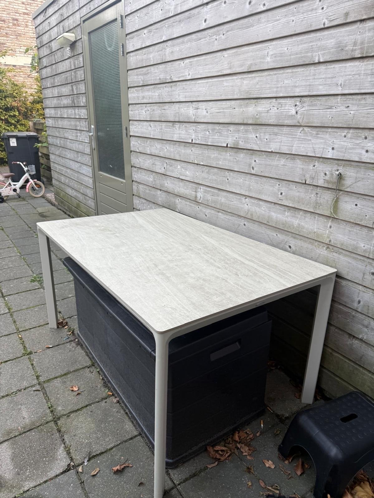 Nieuwe tuintafel, ongebruikt, steen/marmer look, Tuin en Terras, Ophalen, Zo goed als nieuw, Rechthoekig, Overige materialen