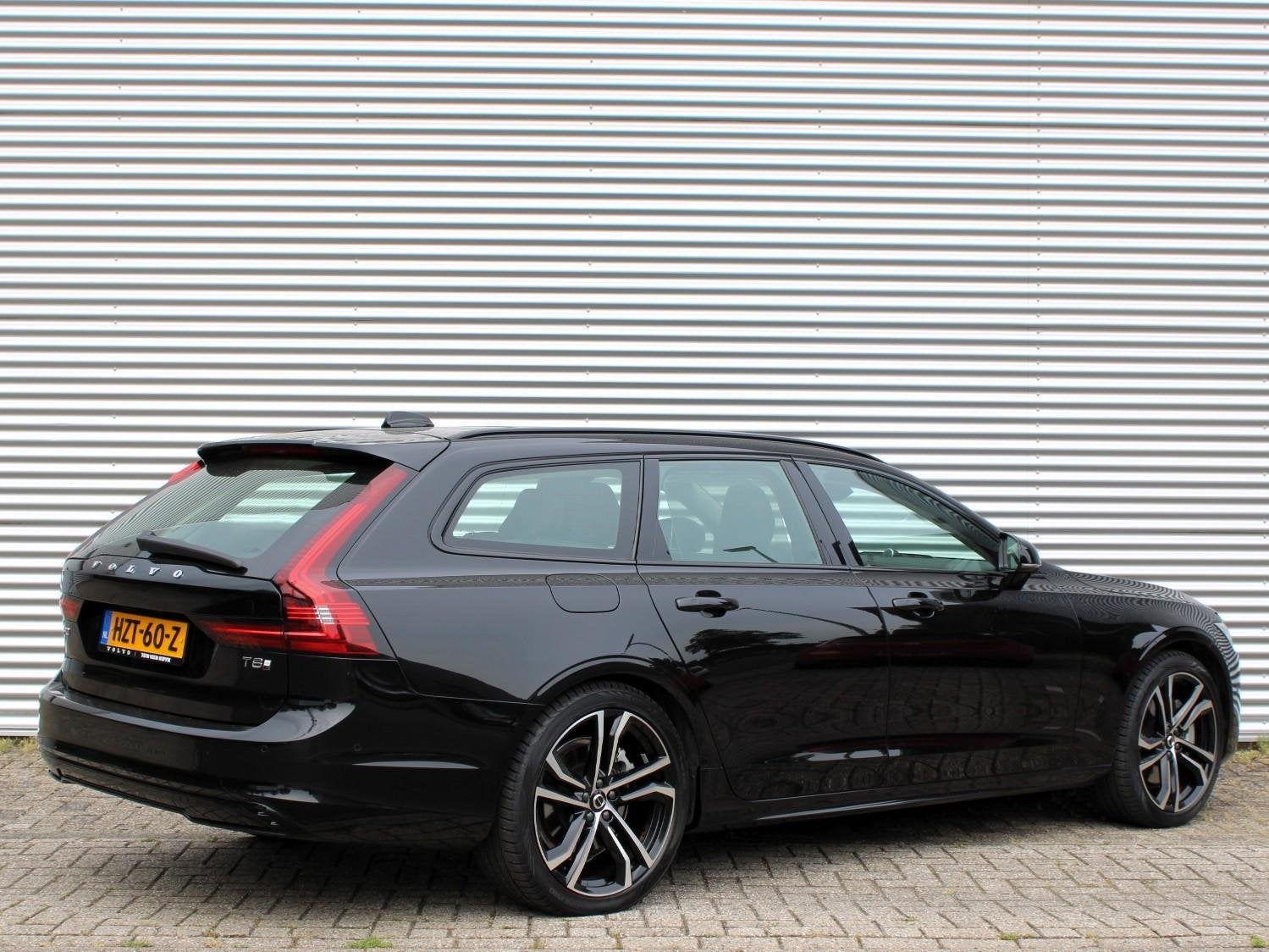 Volvo V90 2.0 T8 Plug-in hybrid AWD Ultra Dark Automaat / Pa, Auto's, Automaat, 4 cilinders, 180 min, Zwart