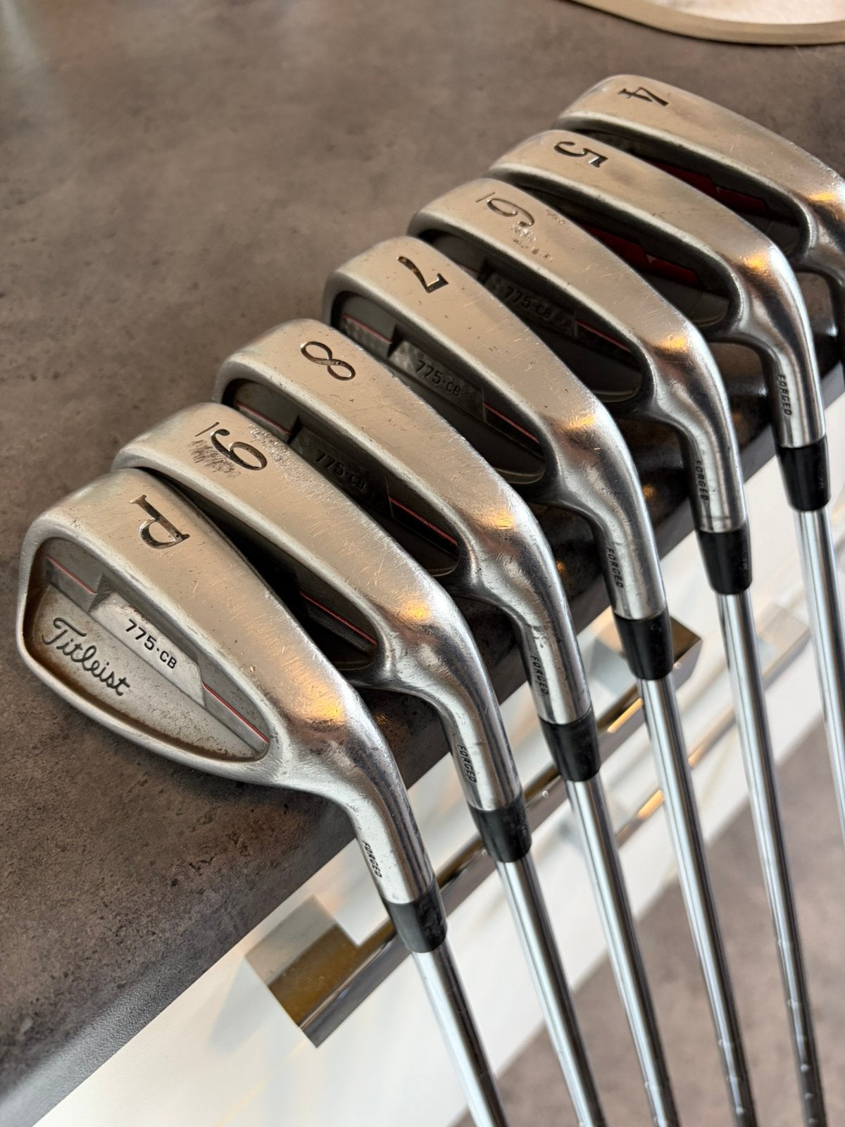 Nette Titleist 775 cb heren golfset, Sport en Fitness, Ophalen of Verzenden, Zo goed als nieuw, Set