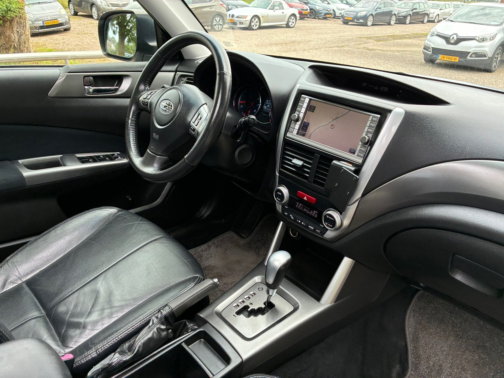 Subaru Forester 2.0 XS Premium Plus | Pano + Leder + Camera, Auto's, Subaru, Euro 5, Zwart, 4 cilinders, 150 pk