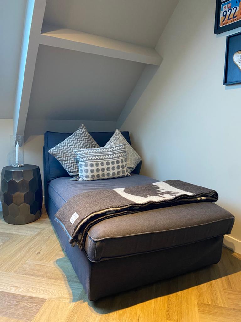 IKEA Chaise longue - Middengrijs, hoes vervangbaar, Ophalen, Gebruikt, Eenpersoons, 125 tot 150 cm