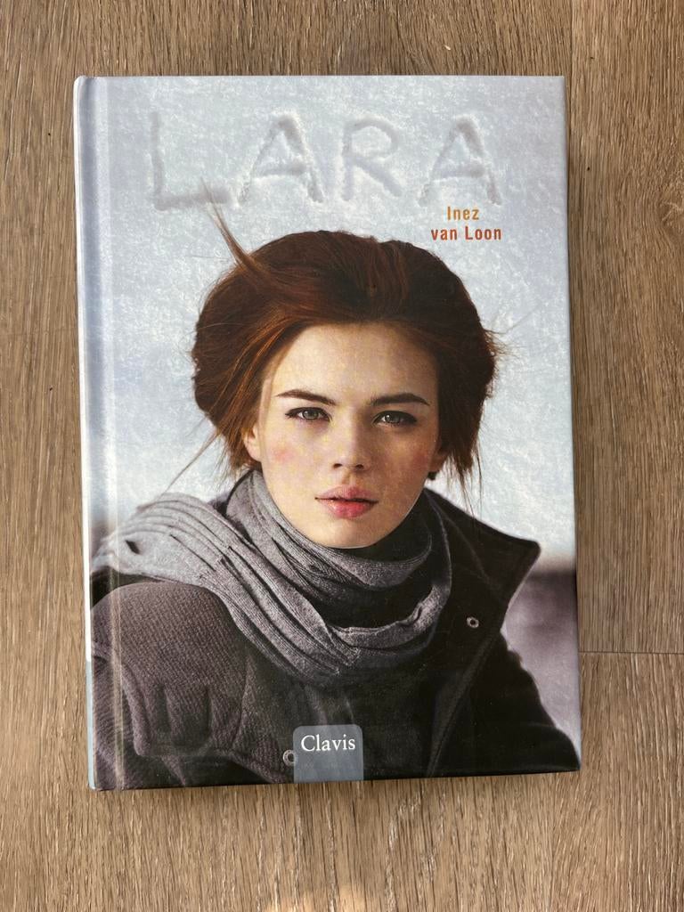 Lara - Inez van Loon (Tienerboek), Ophalen of Verzenden, Zo goed als nieuw, Fictie