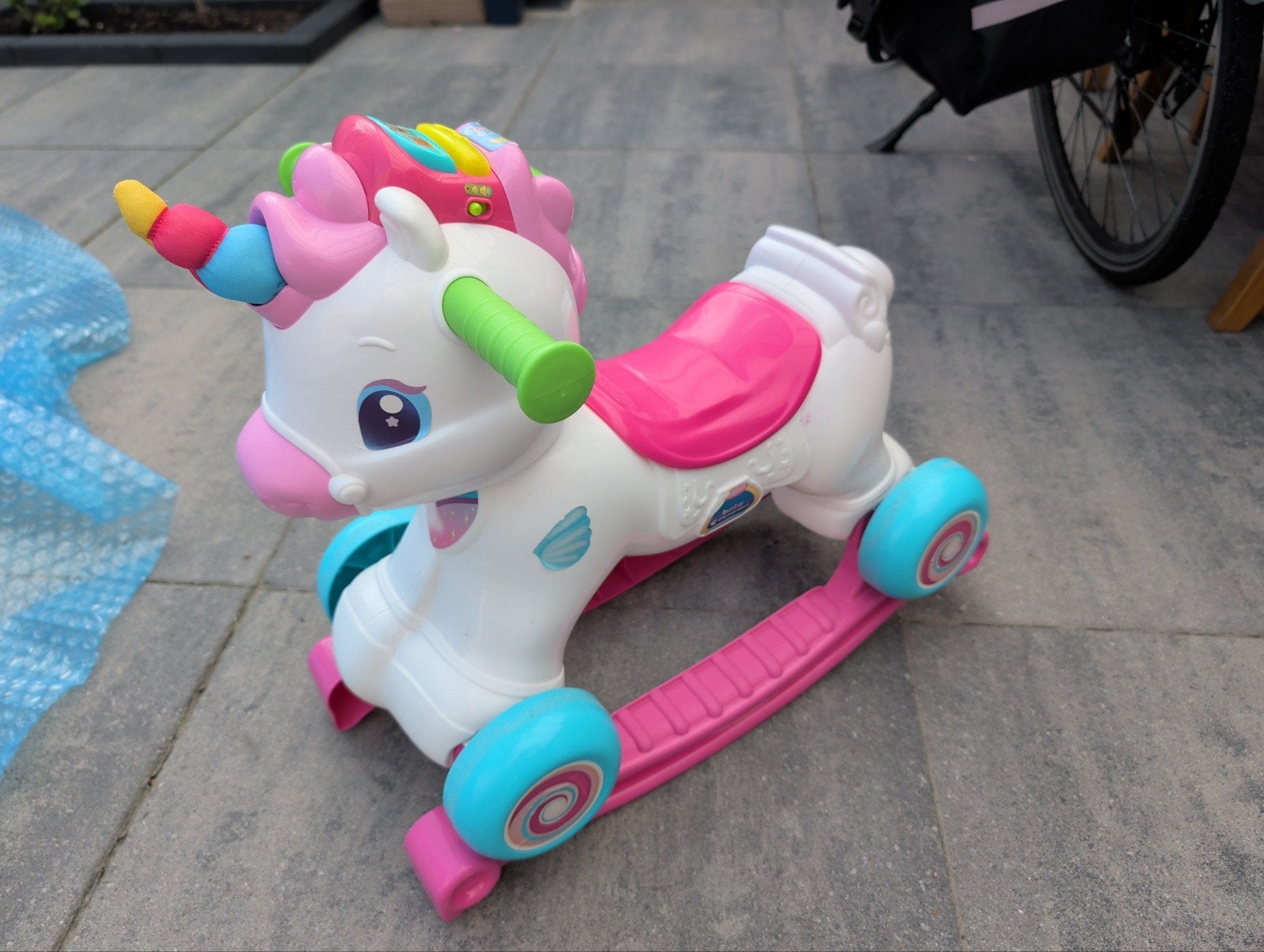 Baby Clementoni Eenhoorn Hobbelpaard/Loopauto, Ophalen, Zo goed als nieuw, Overige typen, Met licht