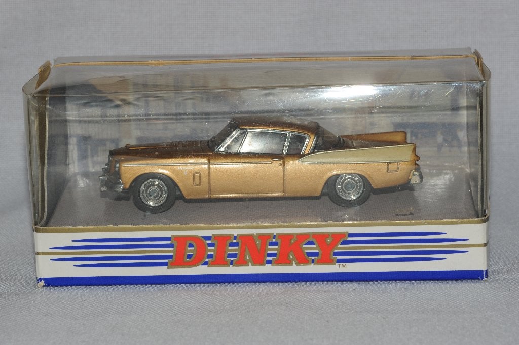 Dinky Coll Studebaker colden hawk no dy26, Ophalen of Verzenden, Zo goed als nieuw, Dinky Toys