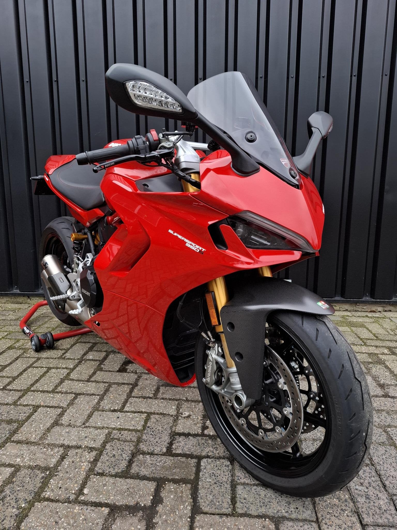 Ducati SuperSport 950S 35 KW / bom vol accessoires !, Info@ducati.com, Ducati North Europe B.V., Maanweg 174
2516 AB  Den Haag, NL