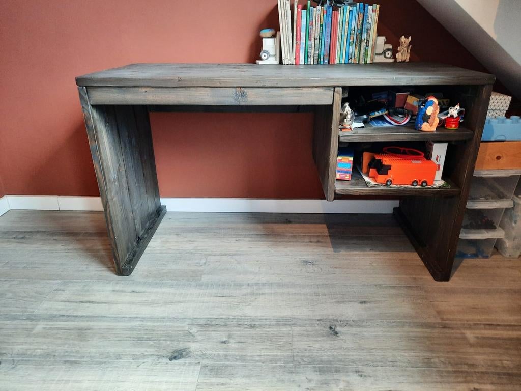 Donkerbruine stijgerhout bureau, Gebruikt, Minder dan 100 cm, Landelijke, 50 tot 100 cm