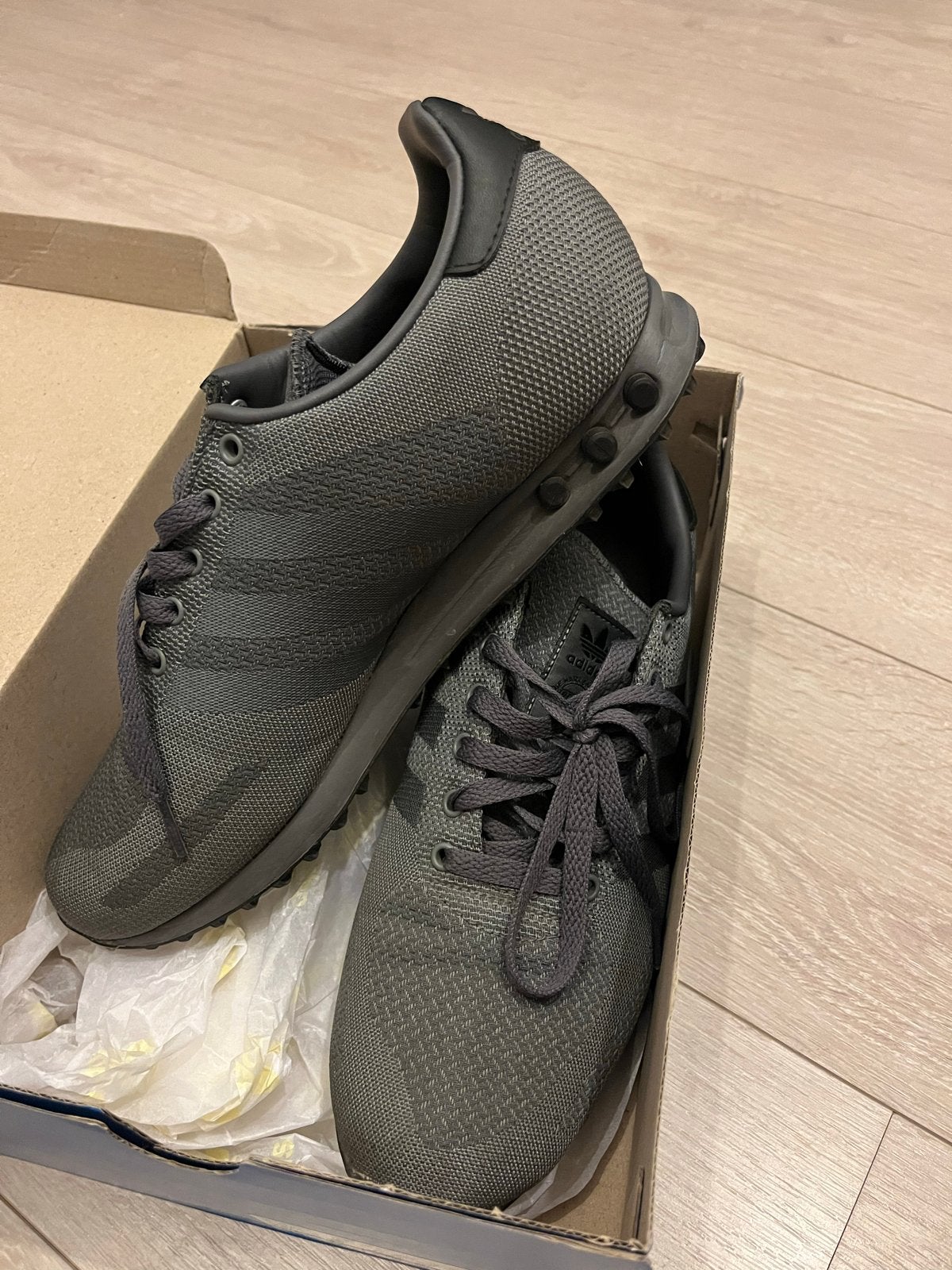 Adidas LA Trainer - Grijs - Maat 46, Ophalen of Verzenden, Nieuw, Overige kleuren, Sneakers of Gympen