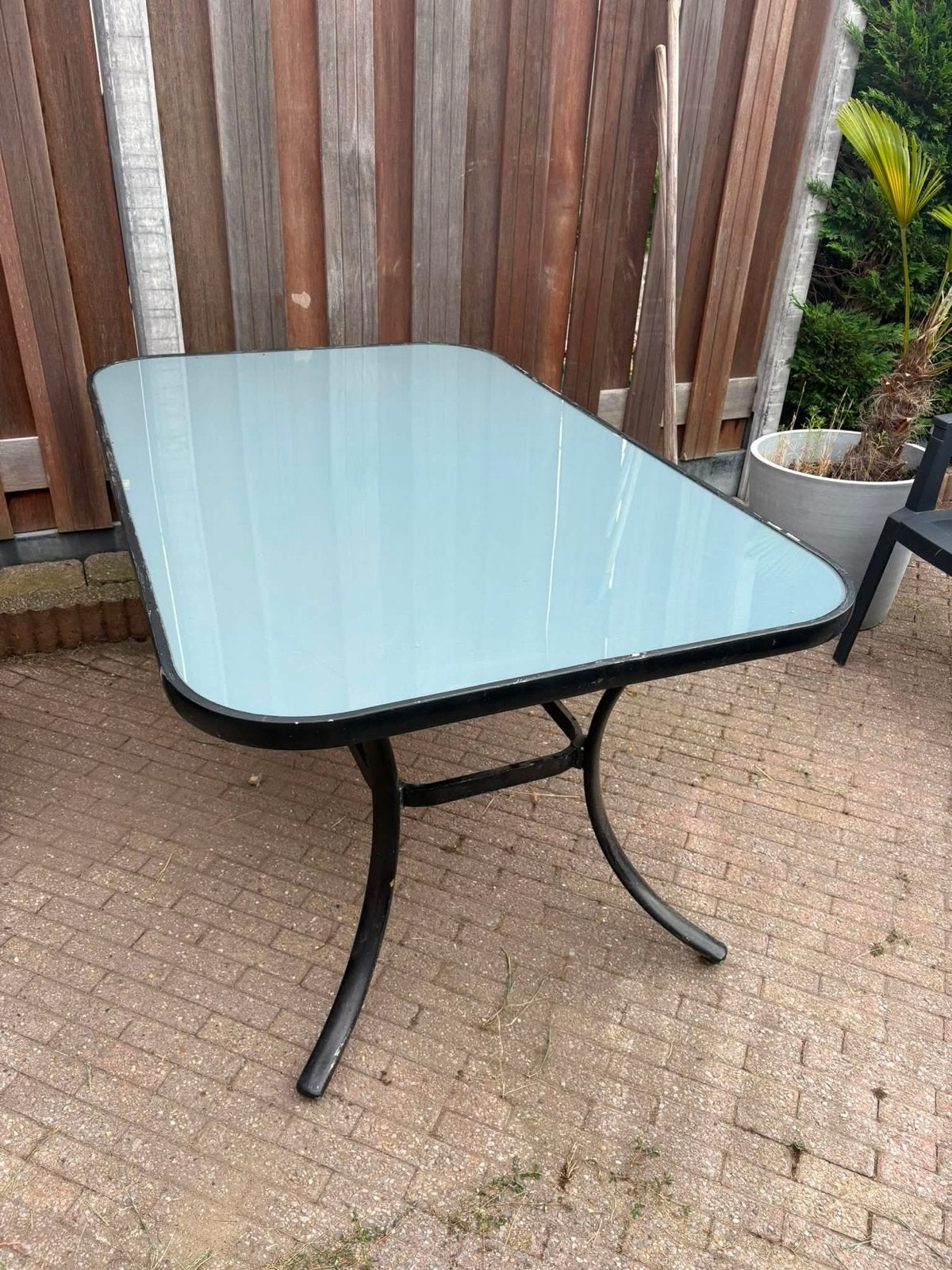 Tuintafel met glazen blad - 152 x 96 cm, Tuin en Terras, Tuintafels, Ophalen, Gebruikt, Rechthoekig, Metaal