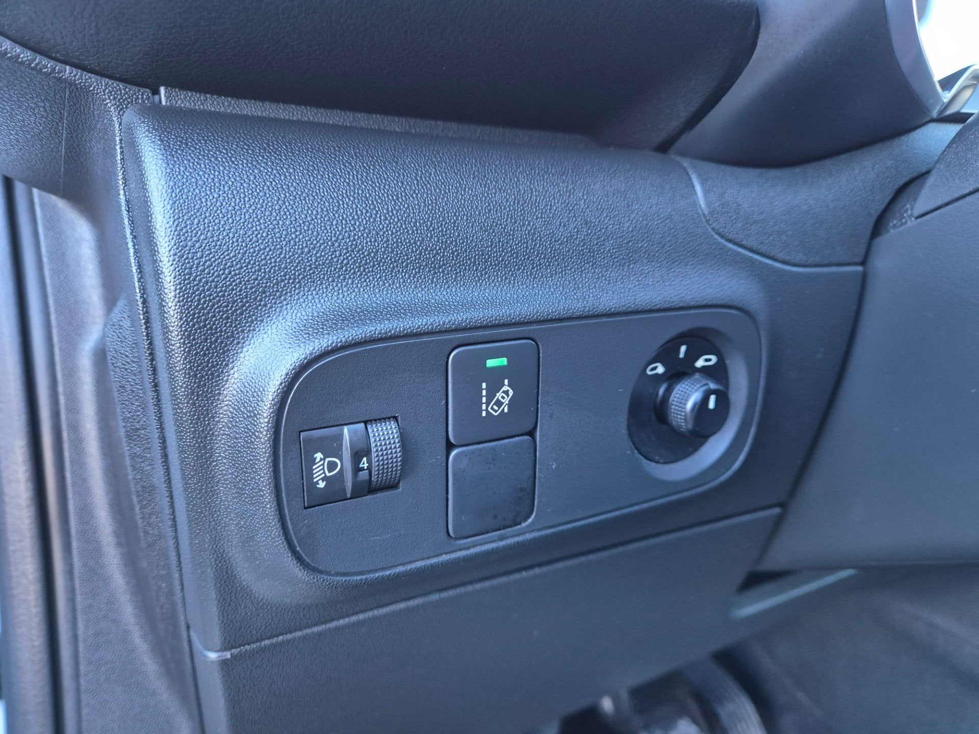 Foto 20 van Citroen C3 1.2 PureTech Shine New D-Riem Camera Carplay Stoe