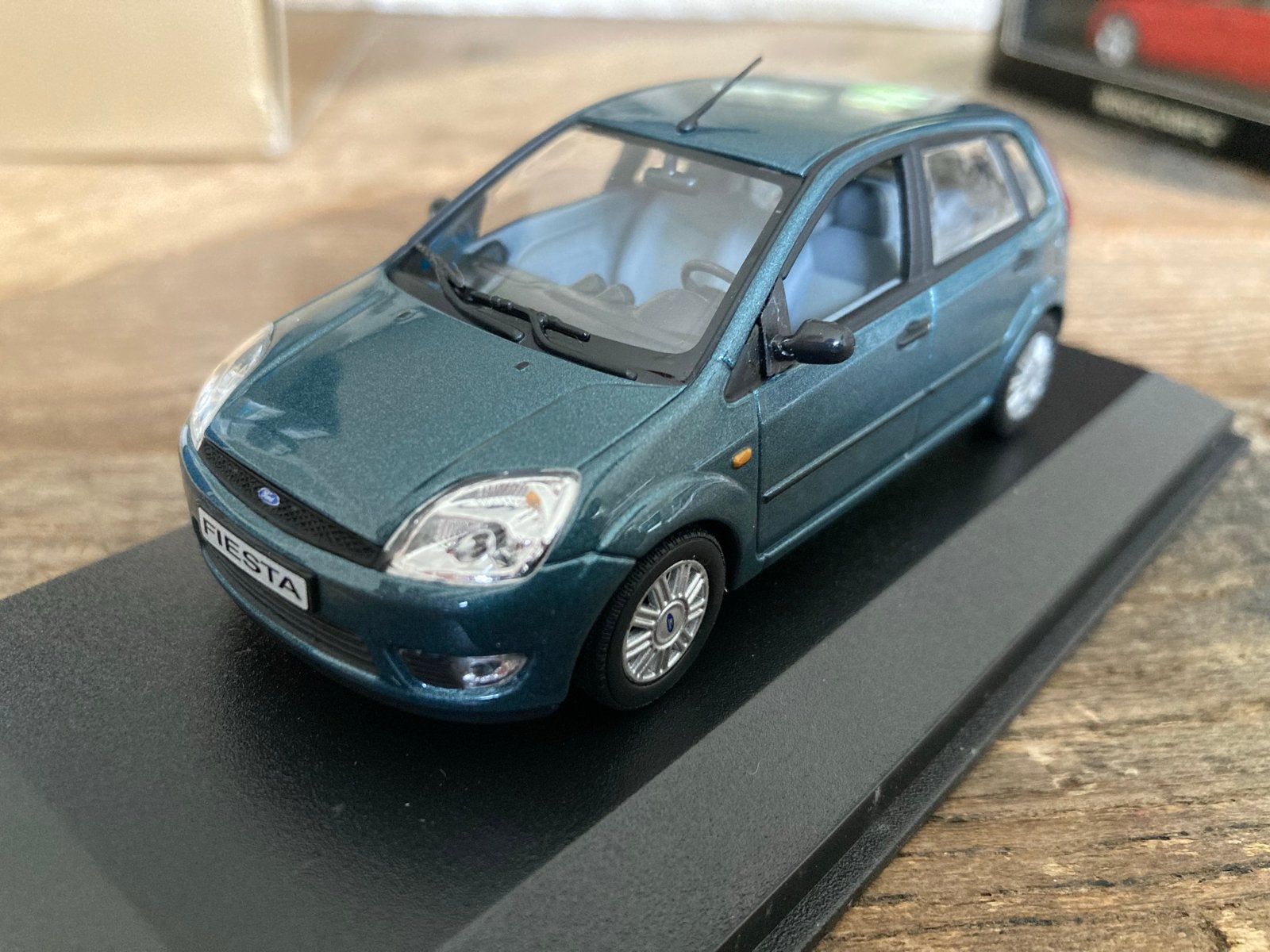 Minichamps Ford Fiesta 1/43 - Nieuw in verpakking, Hobby en Vrije tijd, Modelauto's | 1:43, Ophalen of Verzenden, Nieuw, Auto