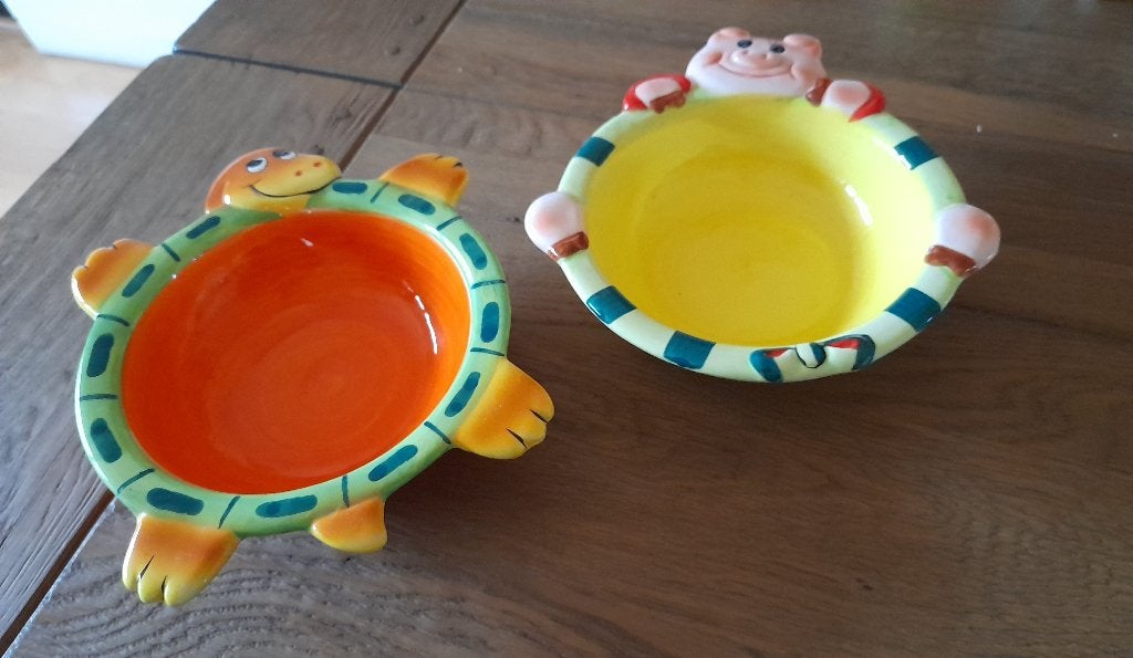 2 kommen - varken en schildpad, Ophalen of Verzenden, Gebruikt