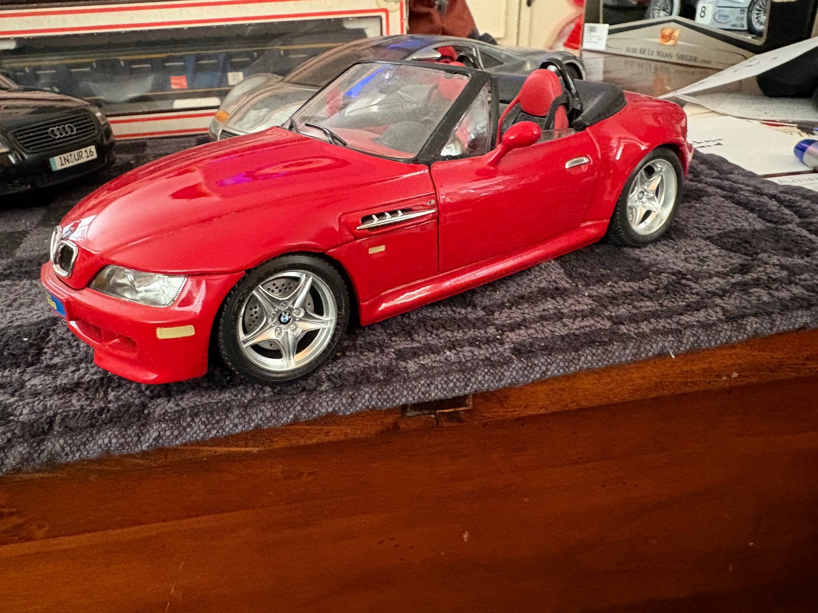 BMW. I l l.  M.      Cabrio.        Burago., Ophalen of Verzenden, Zo goed als nieuw, Bburago