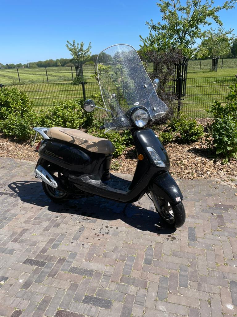 Mooie sym fiddle 2, Fietsen en Brommers, Scooters | SYM, Ophalen, Zo goed als nieuw, Benzine, Fiddle