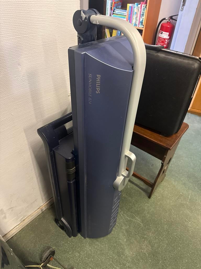 Philips Sunmobile 824 Zonnebank - Compact en Mobiel, Ophalen, Gebruikt, Zonnebank enkelzijdig, Minder dan 10 lampen
