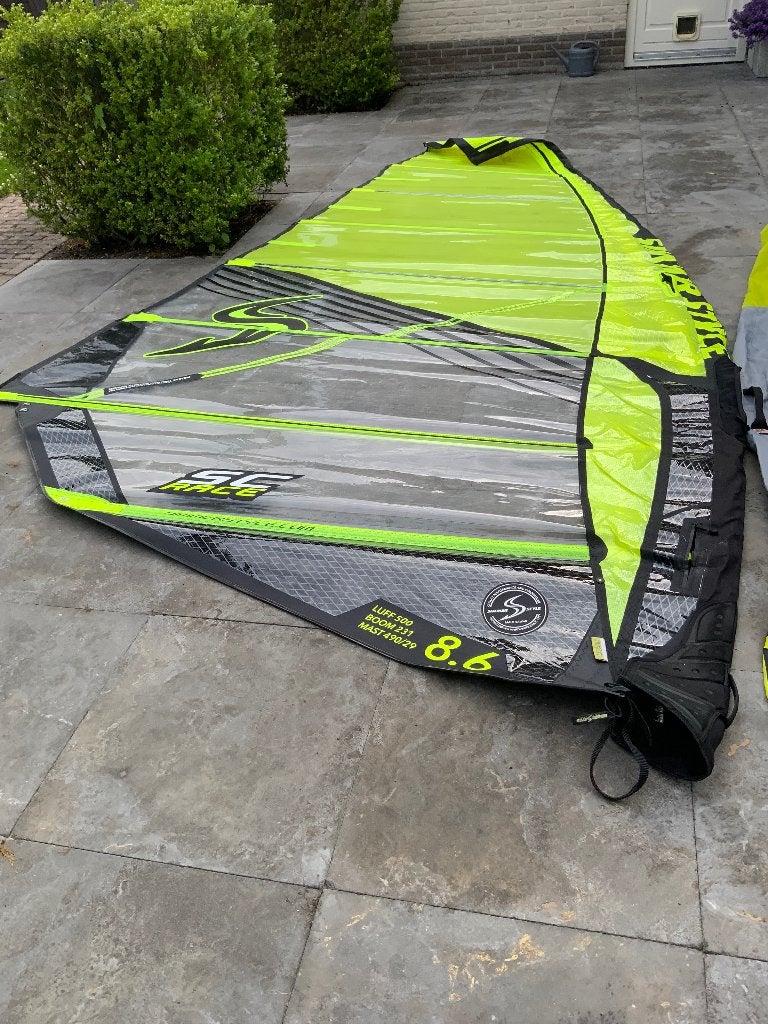 Simmer Style 8.6 SCR windsurfzeil, Met draagtas, Zo goed als nieuw, 8 m² of meer, Zeil