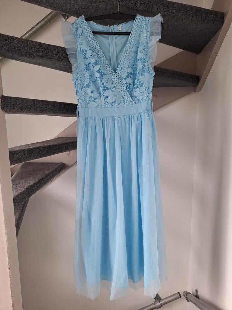 Lichtblauwe kanten jurk met tule rok - Maat S, Blauw, Ophalen of Verzenden, Zo goed als nieuw, Maat 36 (S)