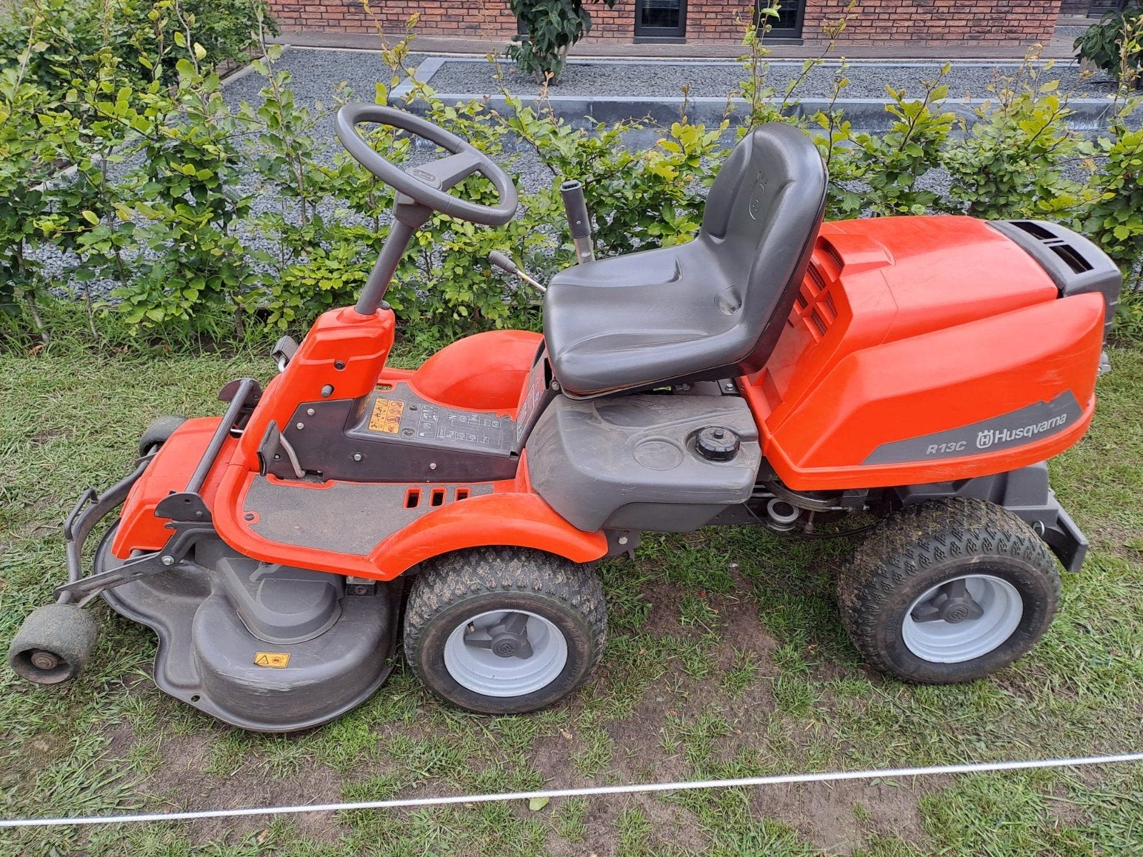 Husqvarna Rider 13C – 12,5 pk – Hydrostaat – 94 cm maaidek, Ophalen
