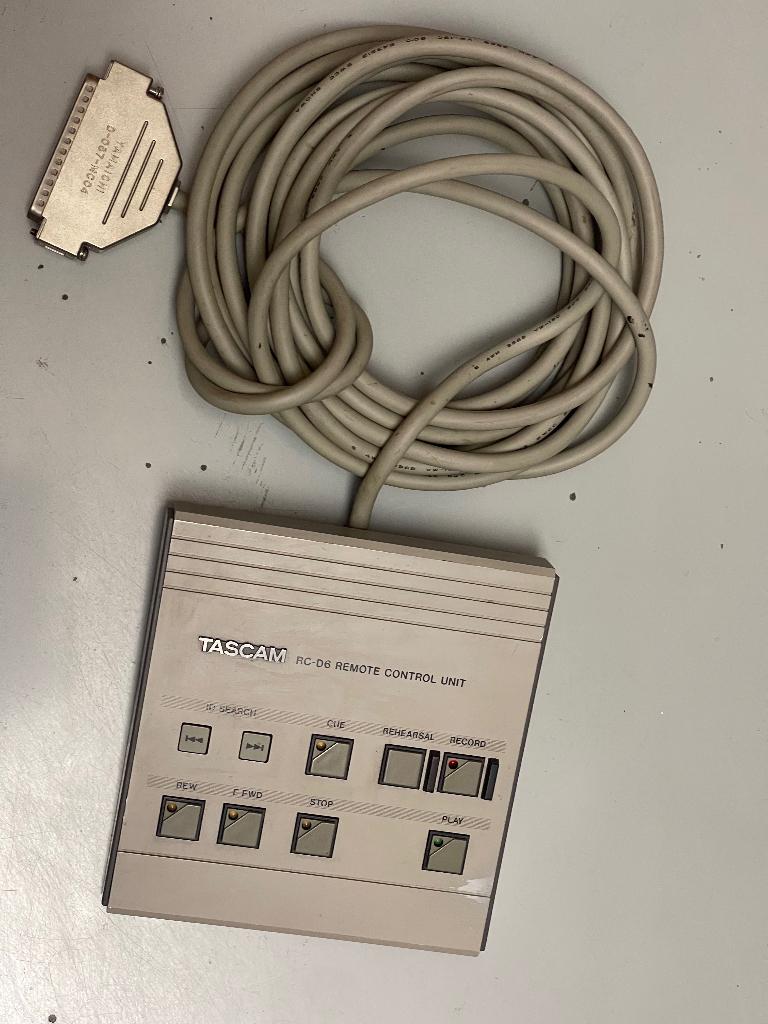 Tascam RC-D6, Ophalen of Verzenden, Gebruikt, Audio