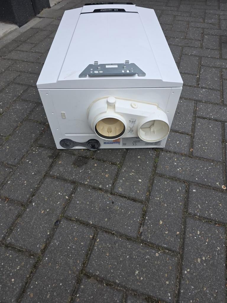 Remeha Tzerra Ace 28C CV-ketel, Ophalen, 30 tot 80 cm, Gebruikt, Hoog rendement (Hr)