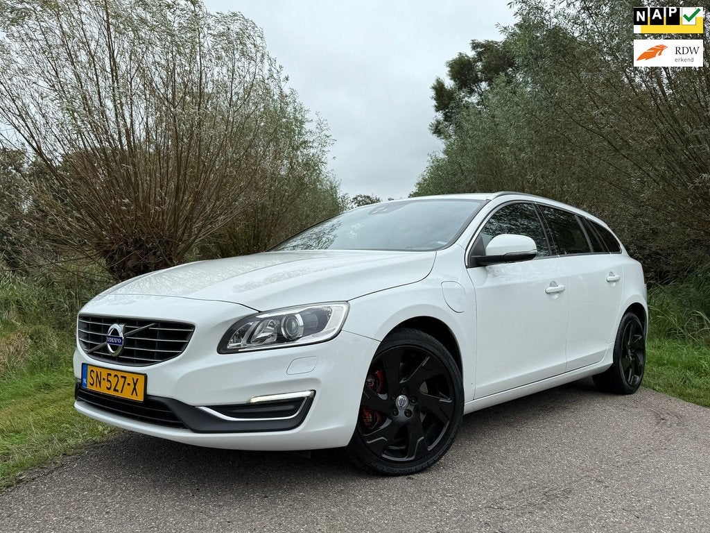 Volvo V60 2.4 D5 Twin Engine Special Edition Automaat / Lede, Auto's, Automaat, Vierwielaandrijving, 1880 kg, 11 kWh