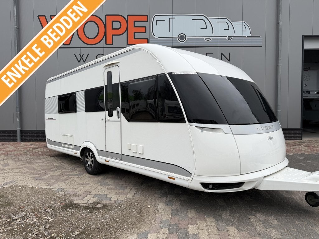 Hobby Premium 560 WLU MET MOVER EN TENT, Caravans en Kamperen, Rondzit, Hobby, Tot en met 4, 2 aparte bedden