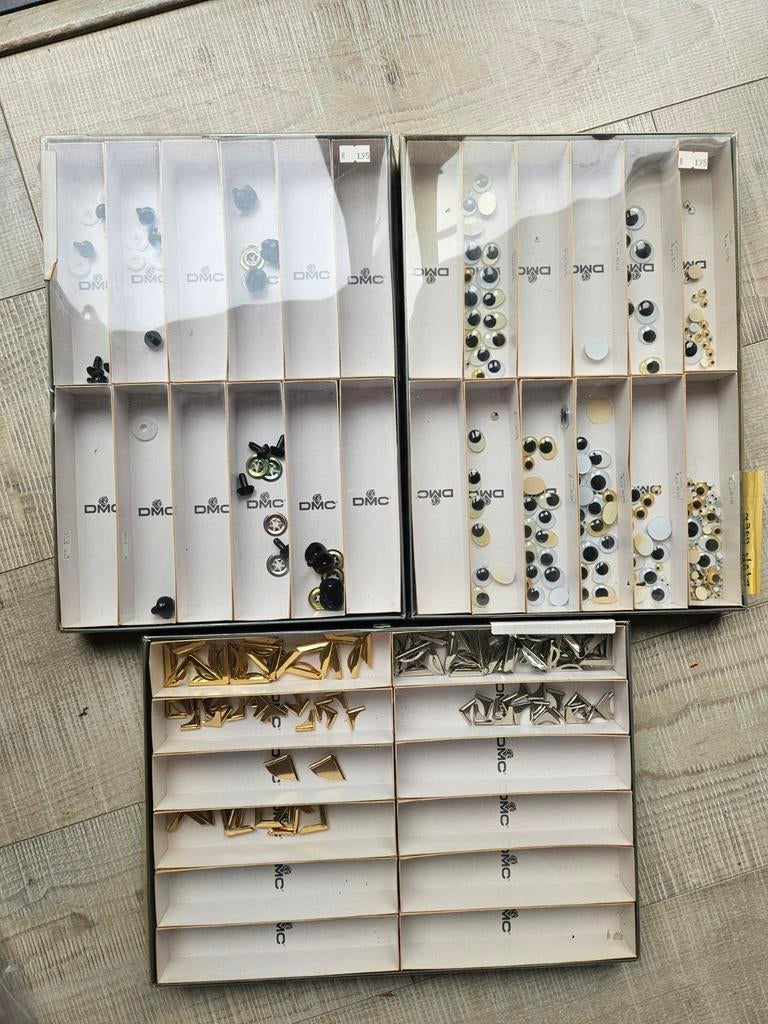 DMC knutselspullen Diverse Maten en Kleuren, Ophalen of Verzenden, Nieuw, Knoop of Knopen