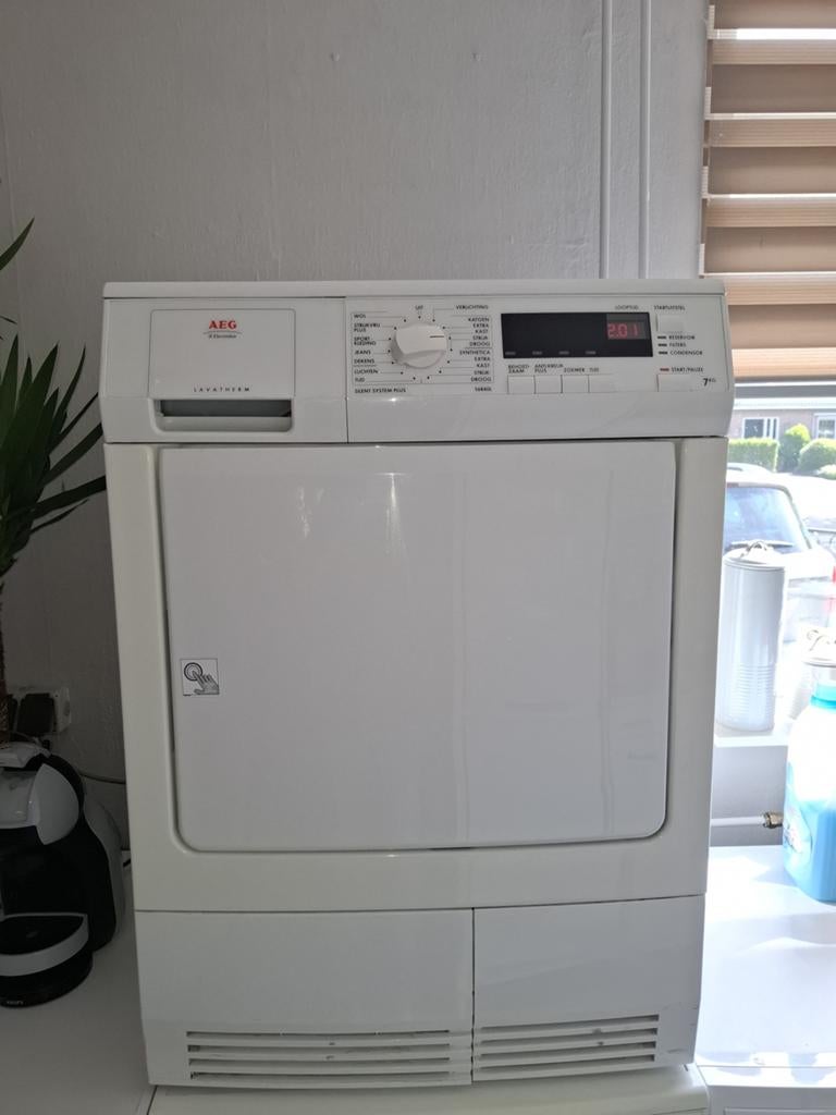 Mooie nette AEG Condensdroger - Zo goed als nieuw, Witgoed en Apparatuur, Wasdrogers, Ophalen, 6 tot 8 kg, Zo goed als nieuw, Voorlader