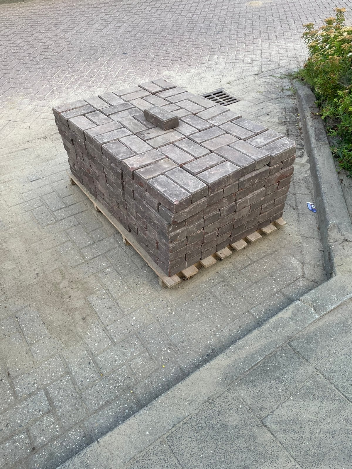Gebakken klinkers 8m2 +paar hakstukken, Tuin en Terras, Tegels en Klinkers, Gebruikt, Klinkers, Natuursteen, 5 tot 10 m², Ophalen