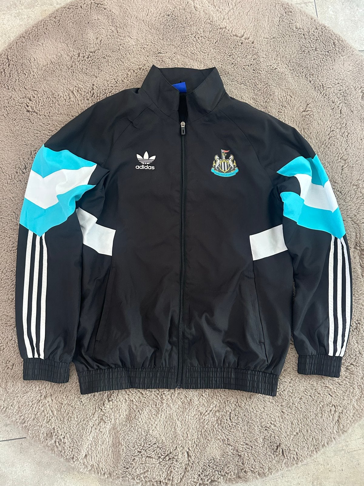 Adidas Newcastle United Trainingsjack Maat L, Kleding | Heren, Maat 48/50 (M), Zwart, Ophalen of Verzenden, Zo goed als nieuw
