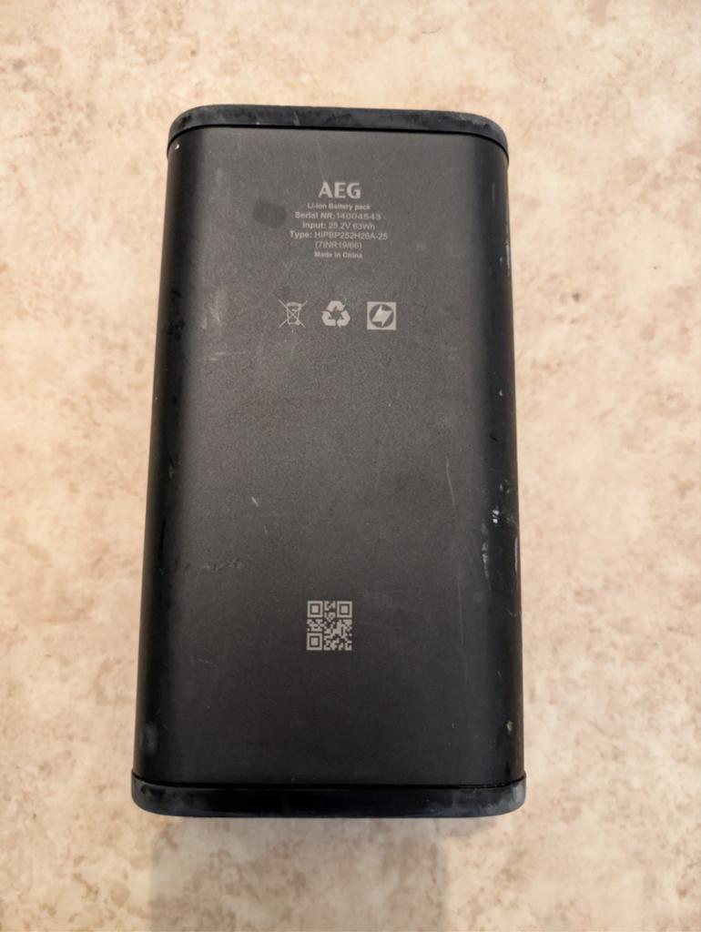 AEG AP81UB25GG stofzuiger accu - Volledig functioneel, Ophalen of Verzenden, Gebruikt