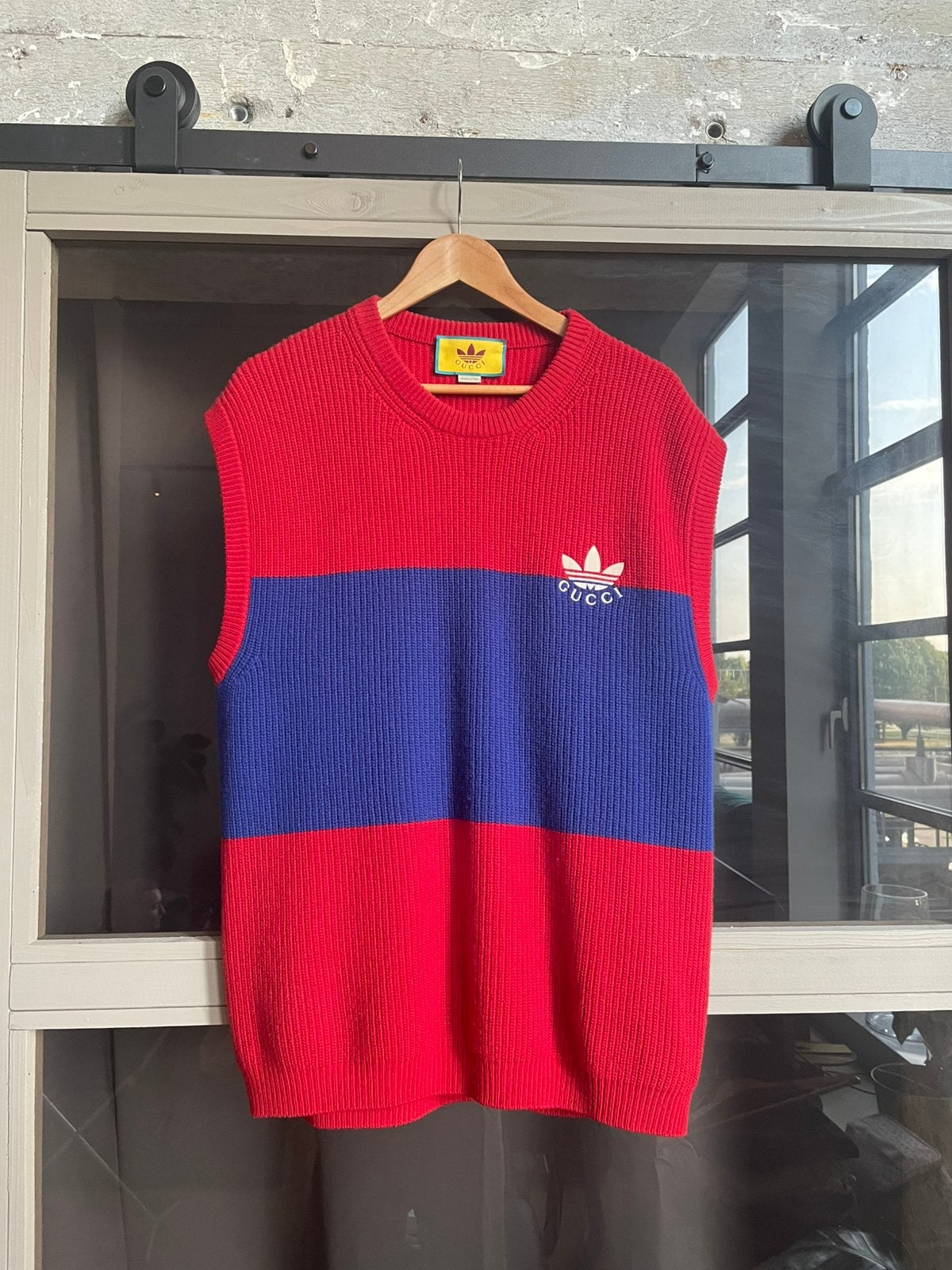 Gucci / Adidas Spencer orgineel, Ophalen, Zo goed als nieuw, Maat 46 (S) of kleiner, Rood